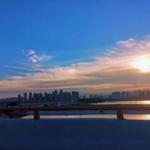 AI美女裸体㊙️网站
